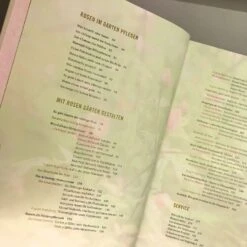 Das Große Ulmer Rosenbuch (Andreas Barlage) 10 Das Große Ulmer Rosenbuch (Andreas Barlage) -Grün Raum Verkaufsgeschäft 24876 Das 20grosse 20Ulmer 20Rosenbuch Andreas 20Barlage 6